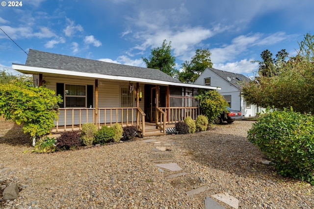 view of front of house with a porch