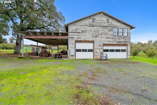 exterior space with a yard