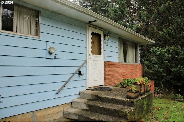 view of doorway to property