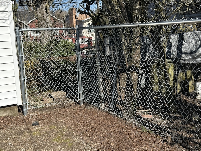 8510 SE Washington St, Portland, OR 97216 - view of gate
