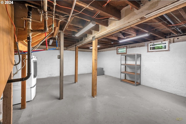 33062 Bellcrest Rd, Scappoose, OR 97056 - view of below grade area