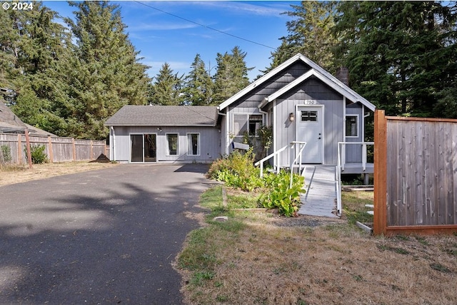 view of front of home