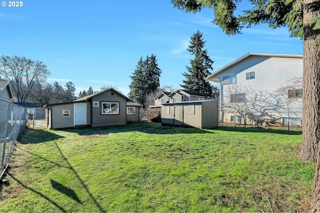 view of yard featuring a storage shed