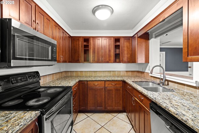 18021 Tualata Ave, Lake Oswego, OR 97035 - kitchen with appliances with stainless steel finishes, arched walkways, ceiling fan, a textured ceiling, and brown cabinets
