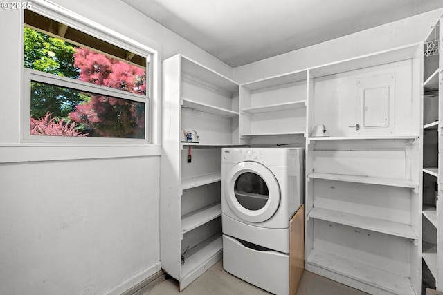 18021 Tualata Ave, Lake Oswego, OR 97035 - laundry room featuring washer / clothes dryer