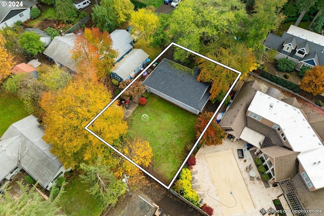 18021 Tualata Ave, Lake Oswego, OR 97035 - aerial view of residential area featuring property boundaries highlighted