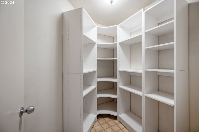 549 N Tomahawk Island Dr # 1, Portland, OR 97217 - view of walk in closet