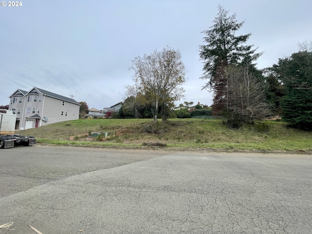 Listing photo 2 for 7th Rd, Coos Bay OR 97420