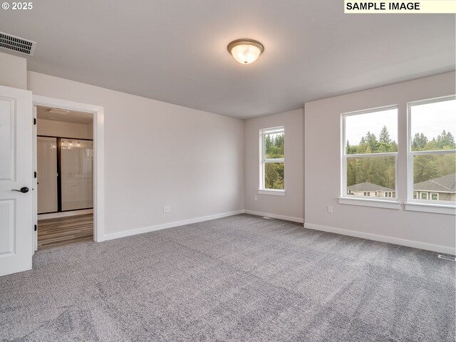 empty room featuring light hardwood / wood-style flooring