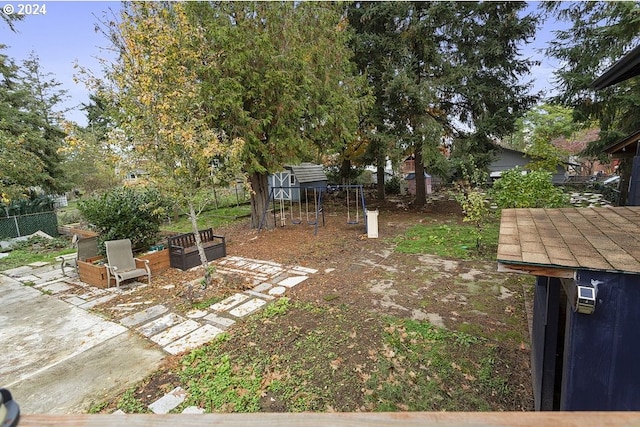 view of yard featuring fence