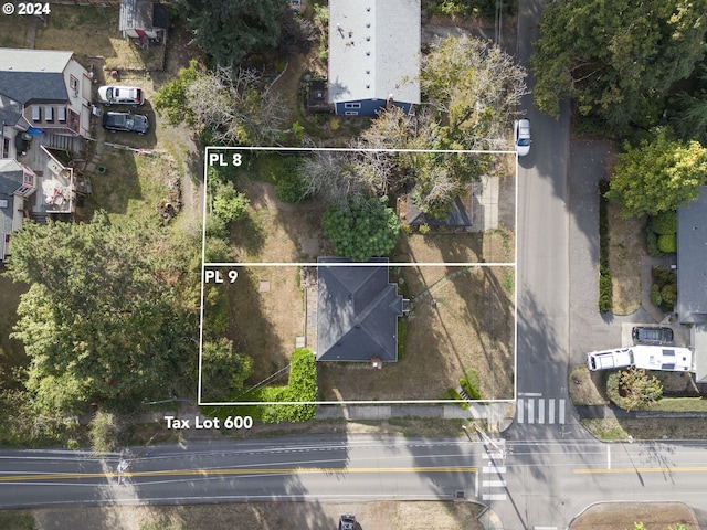 1212 Laurel St Unit 9, Lake Oswego, OR 97034 - aerial perspective of suburban area with property boundaries highlighted