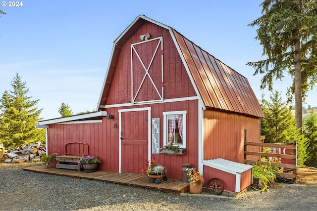 view of outbuilding