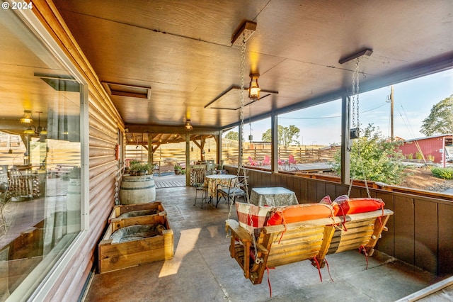 view of sunroom / solarium