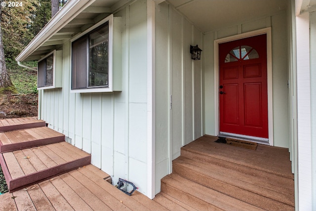 view of property entrance