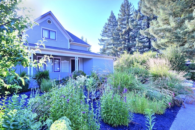 view of front of house