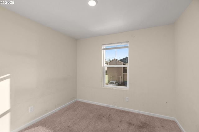 59 NE 134th Pl, Portland, OR 97230 - carpeted empty room featuring baseboards and recessed lighting
