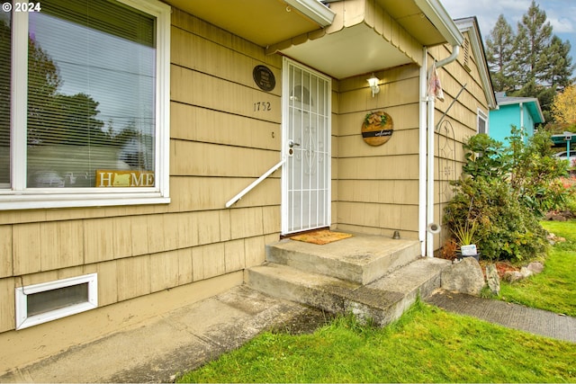 view of entrance to property