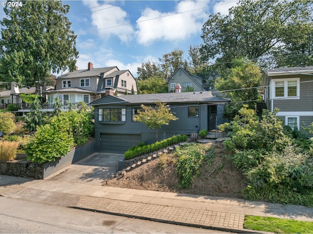 view of front facade featuring a garage