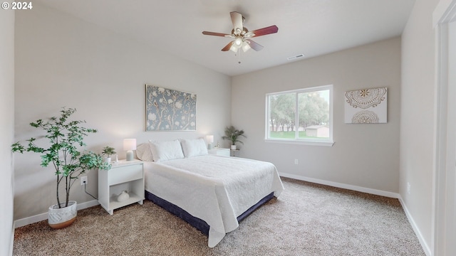 bedroom featuring carpet floors and ceiling fan