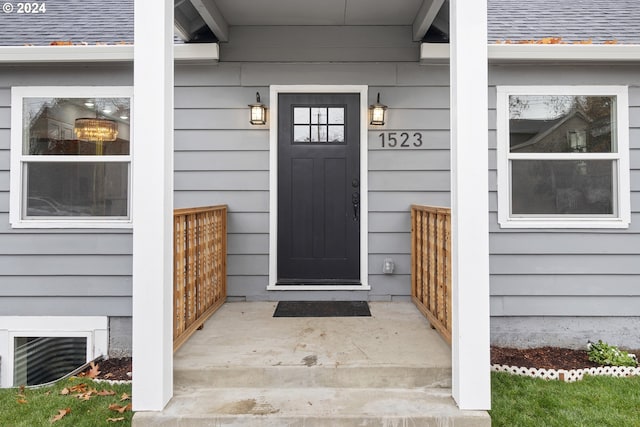 view of property entrance