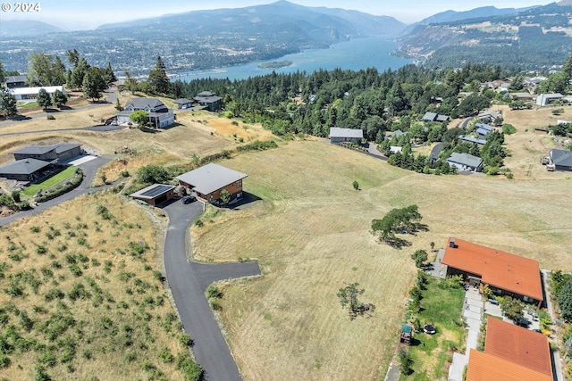 Listing photo 3 for NW Strawberry Mountain Rd, White Salmon WA 98672