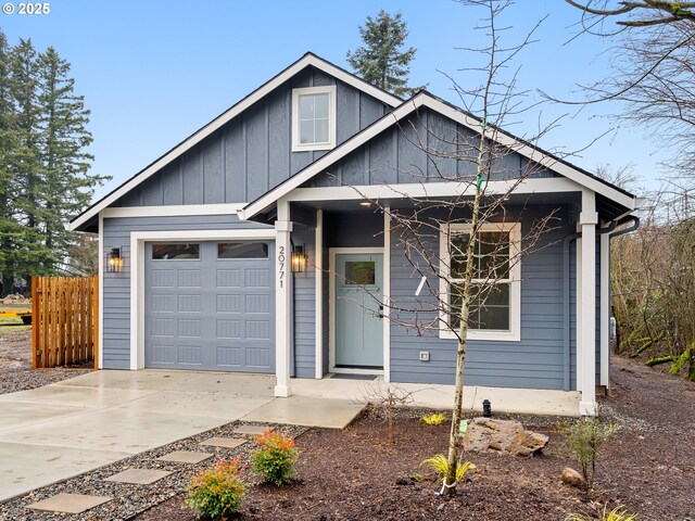 view of front of house featuring a garage