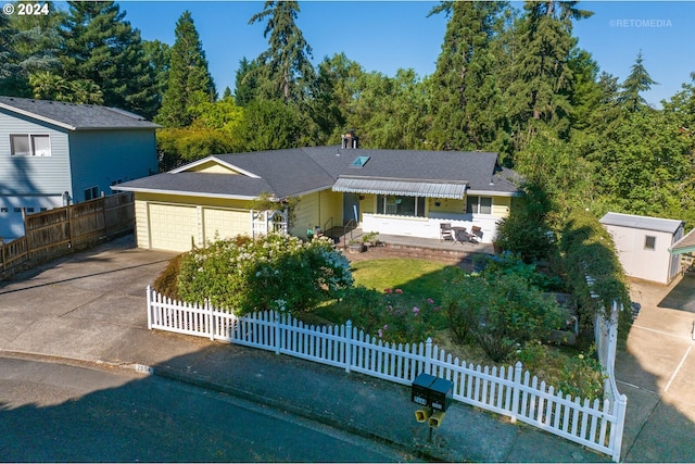 ranch-style home with a front yard