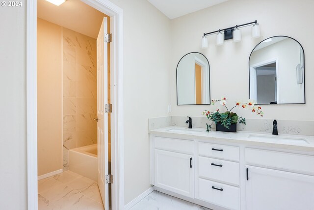 bathroom with vanity