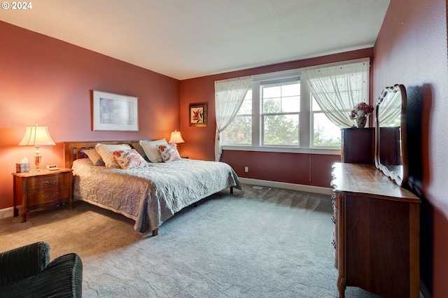 bedroom with carpet flooring