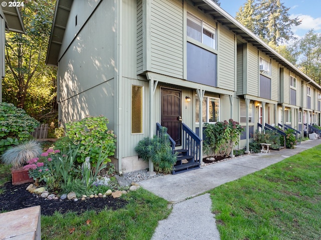 view of townhome / multi-family property