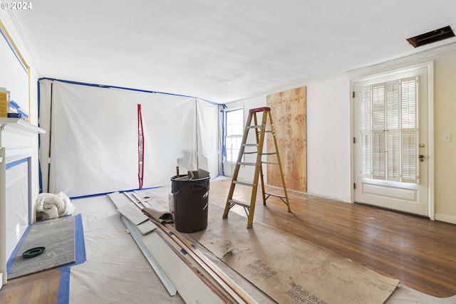 interior space with light hardwood / wood-style floors