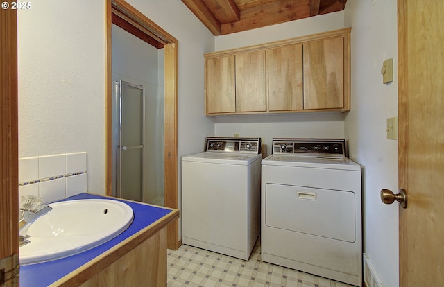 34540 Nestucca Blvd, Cloverdale, OR 97112 - laundry area with washing machine and dryer and light floors