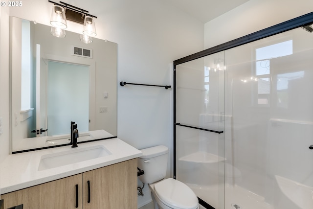3727 N Michigan Ave, Portland, OR 97227 - full bath with vanity and a stall shower