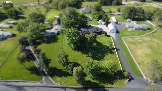 1082 E Highland Ave, Hermiston, OR 97838 - aerial view of residential area with property parcel outlined