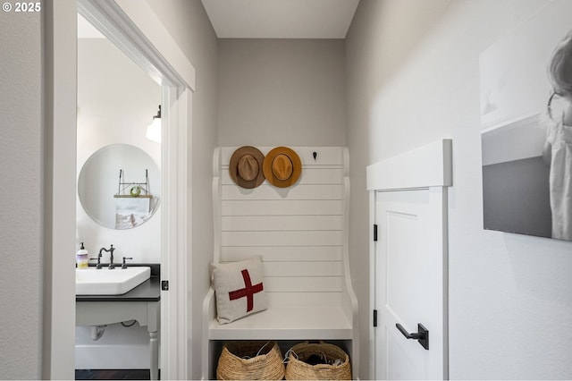 4040 Victor Point Rd NE, Silverton, OR 97381 - mudroom featuring a sink