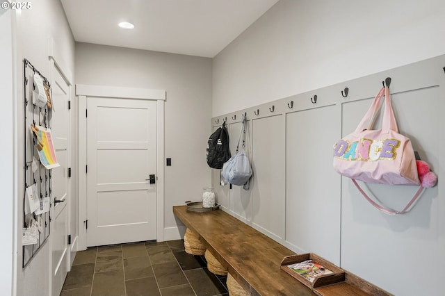 4040 Victor Point Rd NE, Silverton, OR 97381 - mudroom featuring recessed lighting