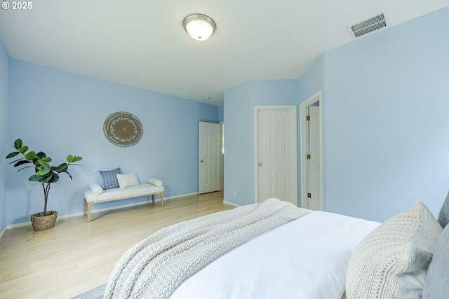 3618 Sterling Woods Dr, Eugene, OR 97408 - bedroom with wood finished floors and baseboards
