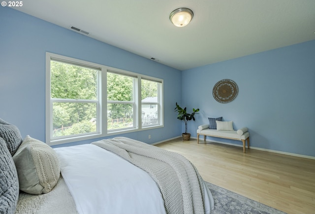 3618 Sterling Woods Dr, Eugene, OR 97408 - bedroom featuring wood finished floors and baseboards