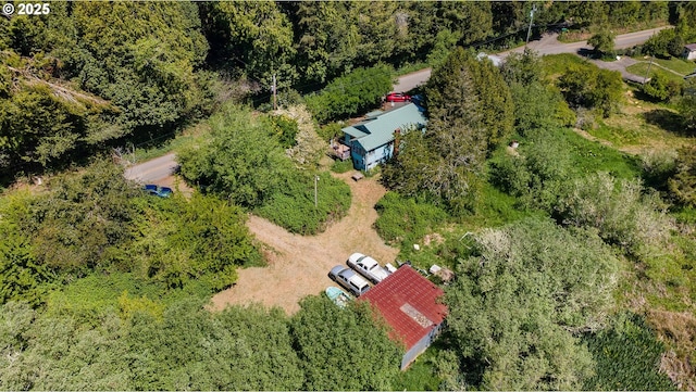aerial view of property and surrounding area