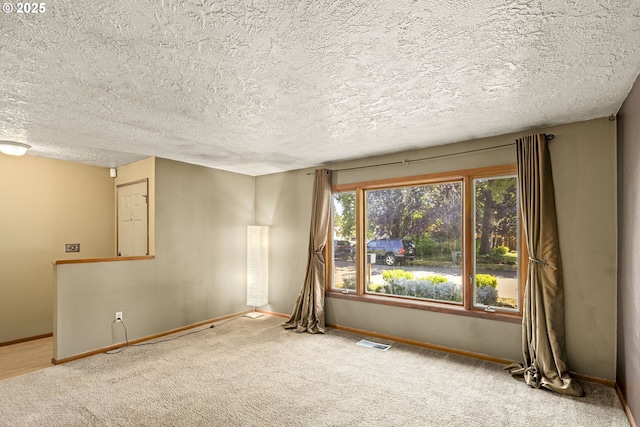 2301 SW 22nd St, Troutdale, OR 97060 - unfurnished room featuring carpet and a textured ceiling