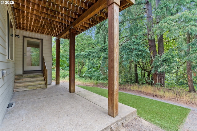 28340 SW Mcgraw Ave, Wilsonville, OR 97070 - view of patio / terrace
