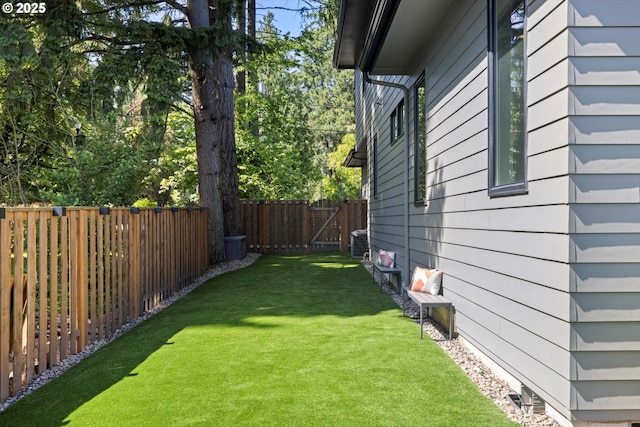 4480 Upper Dr, Lake Oswego, OR 97035 - view of fenced backyard