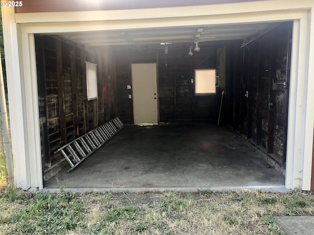 3929 SE 65th Ave, Portland, OR 97206 - view of garage