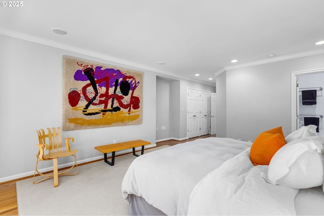 3925 SW Humphrey Blvd, Portland, OR 97221 - bedroom featuring ornamental molding, recessed lighting, and a closet