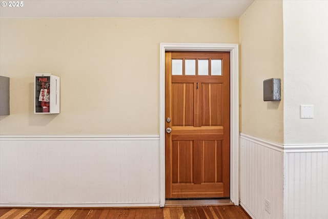 1411 N Alberta St Unit 1, Portland, OR 97035 - entrance foyer with a wainscoted wall and wood finished floors