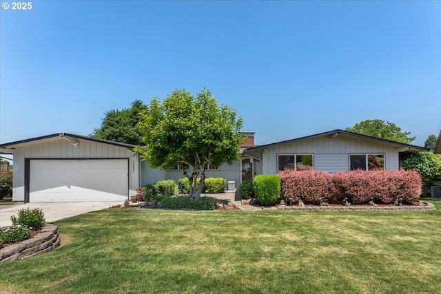 13807 NE Klickitat Ct, Portland, OR 97230 - view of front of property with a front lawn, concrete driveway, and a garage