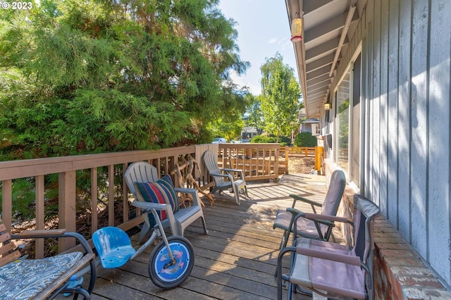 6097 SW Valley Ave, Beaverton, OR 97008 - view of deck
