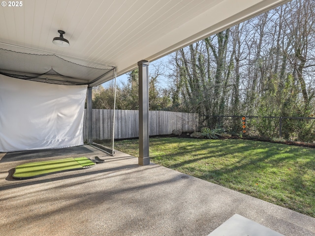 view of yard featuring a patio