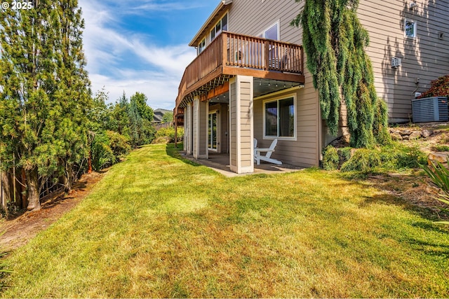 1761 S 18th Cir, Ridgefield, WA 98642 - rear view of property with a yard, a patio, and a wooden deck