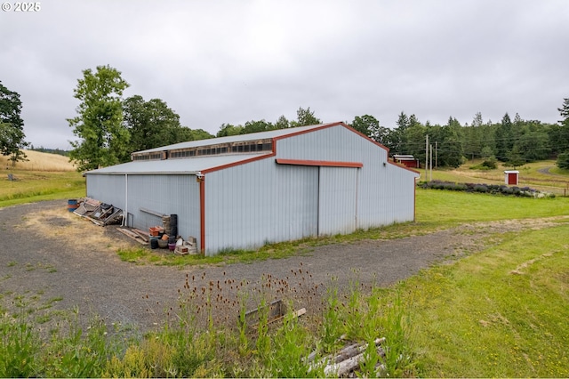86336 N Modesto Dr, Eugene, OR 97402 - view of pole building featuring a lawn